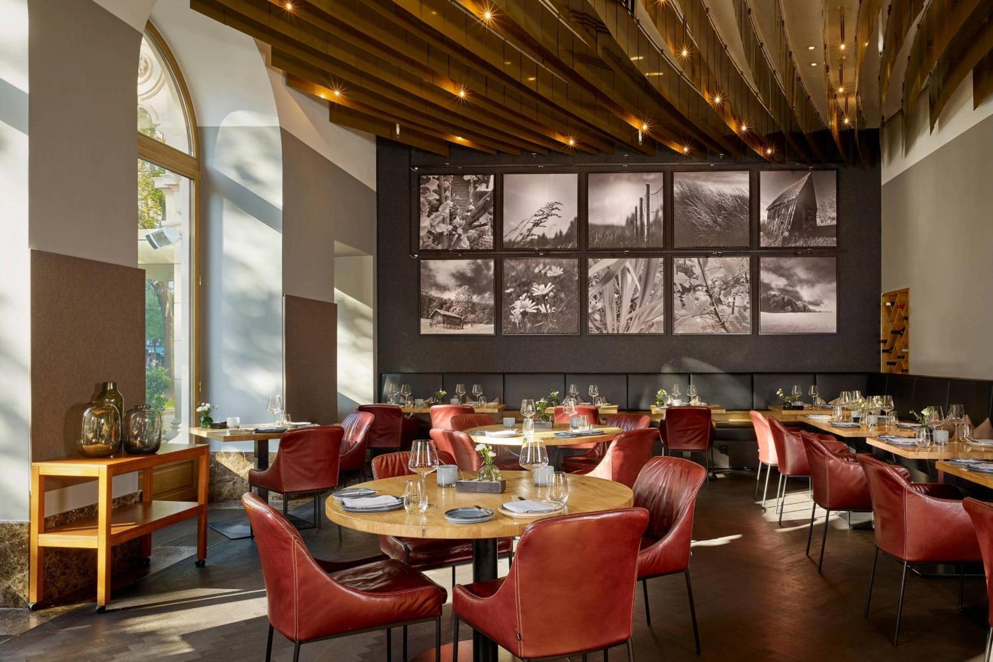 The Ritz-carlton, Hotel Wien